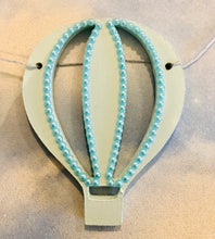 Load image into Gallery viewer, Hot Air Balloon Wooden Bunting