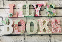 Load image into Gallery viewer, Freestanding 10cm Wooden Letters