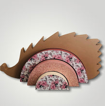 Load image into Gallery viewer, Hedgehog Stacking Decor
