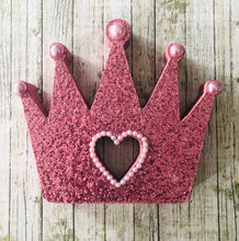 Load image into Gallery viewer, Fiver Friday 15cm wooden decor