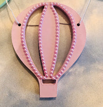Load image into Gallery viewer, Hot Air Balloon Wooden Bunting