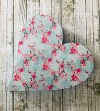 Load image into Gallery viewer, Fiver Friday 15cm wooden decor