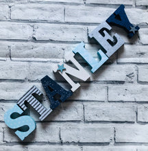 Load image into Gallery viewer, Freestanding 25cm Wooden Letters