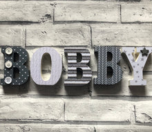 Load image into Gallery viewer, Freestanding 10cm Wooden Letters