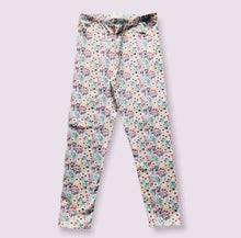 Load image into Gallery viewer, Tenner tuesday floral 3 shorts and leggings