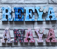 Load image into Gallery viewer, Freestanding 20cm Wooden Letters