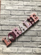 Load image into Gallery viewer, Freestanding 25cm Wooden Letters