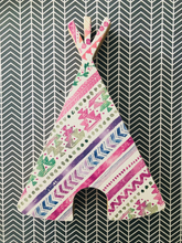 Load image into Gallery viewer, Teepee Decor