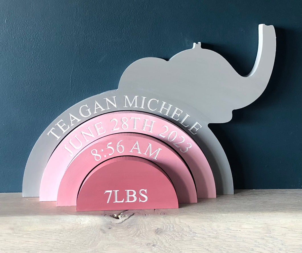 Engraved elephant Stacker