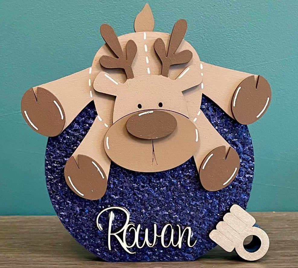 Freestanding blue personalised reindeer baubles (Copy)