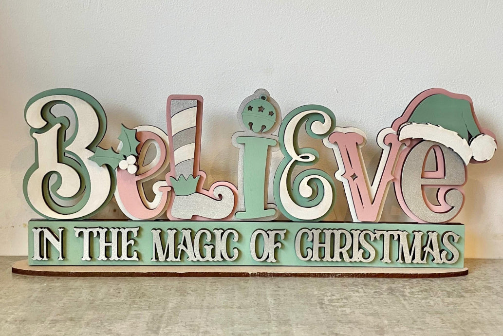 Freestanding Believe in the magic of Christmas shelf decor