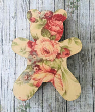 Load image into Gallery viewer, Fiver Friday 15cm wooden decor
