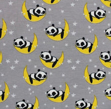 Load image into Gallery viewer, safari Cotton jersey fabric 2

