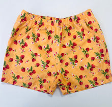 Load image into Gallery viewer, Tenner tuesday floral 5 shorts and leggings
